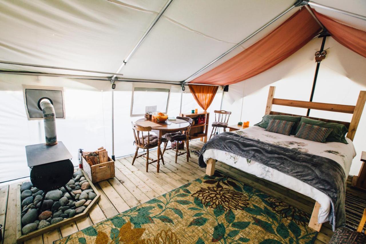 ホテル So Damn Lucky Glamping ユクルーレット エクステリア 写真