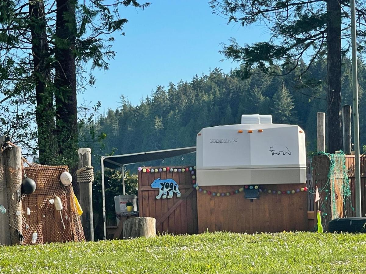 ホテル So Damn Lucky Glamping ユクルーレット エクステリア 写真