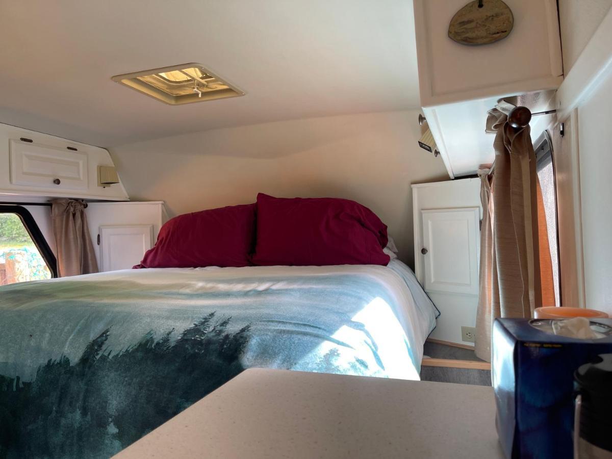 ホテル So Damn Lucky Glamping ユクルーレット エクステリア 写真