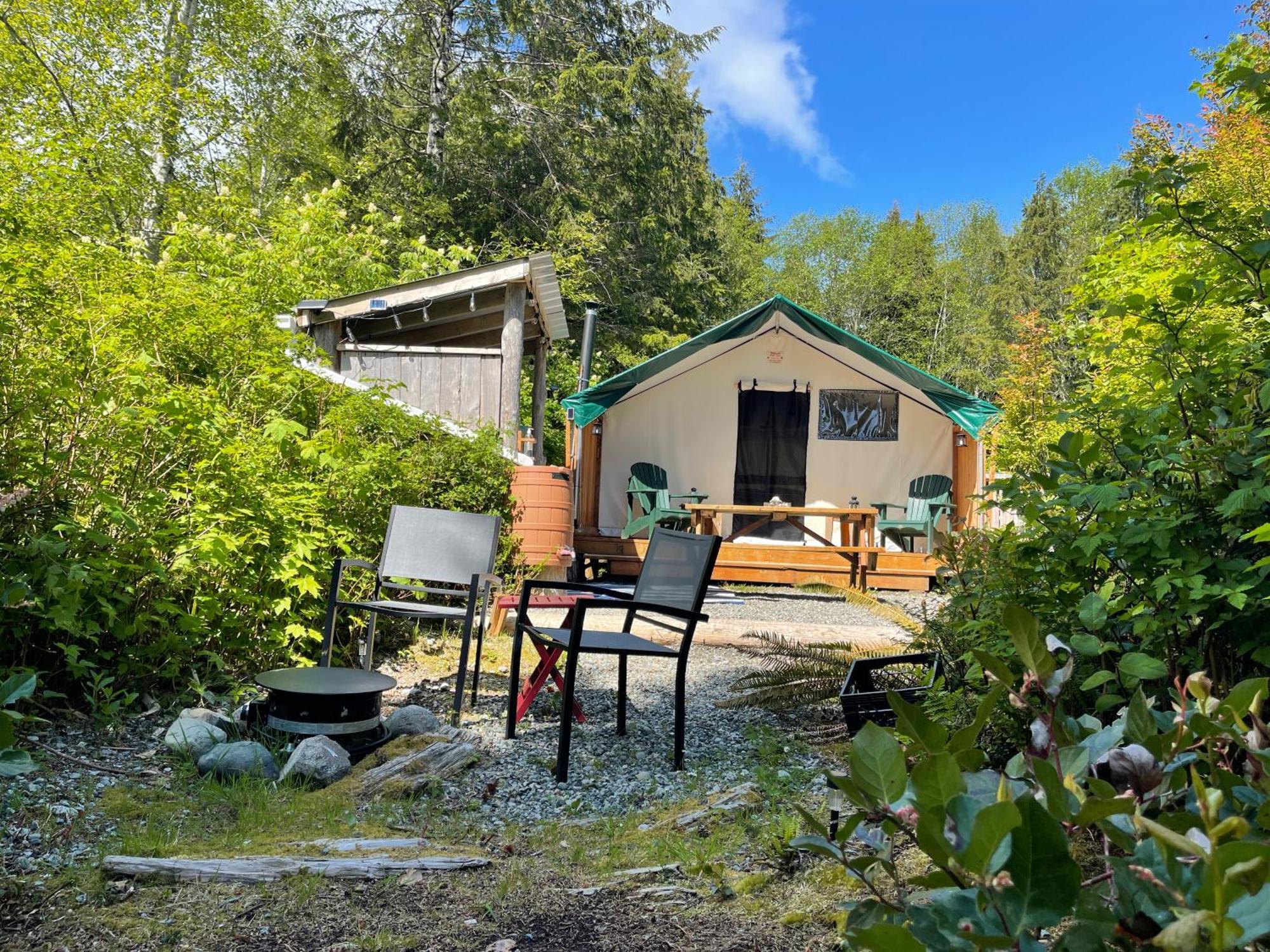 ホテル So Damn Lucky Glamping ユクルーレット エクステリア 写真